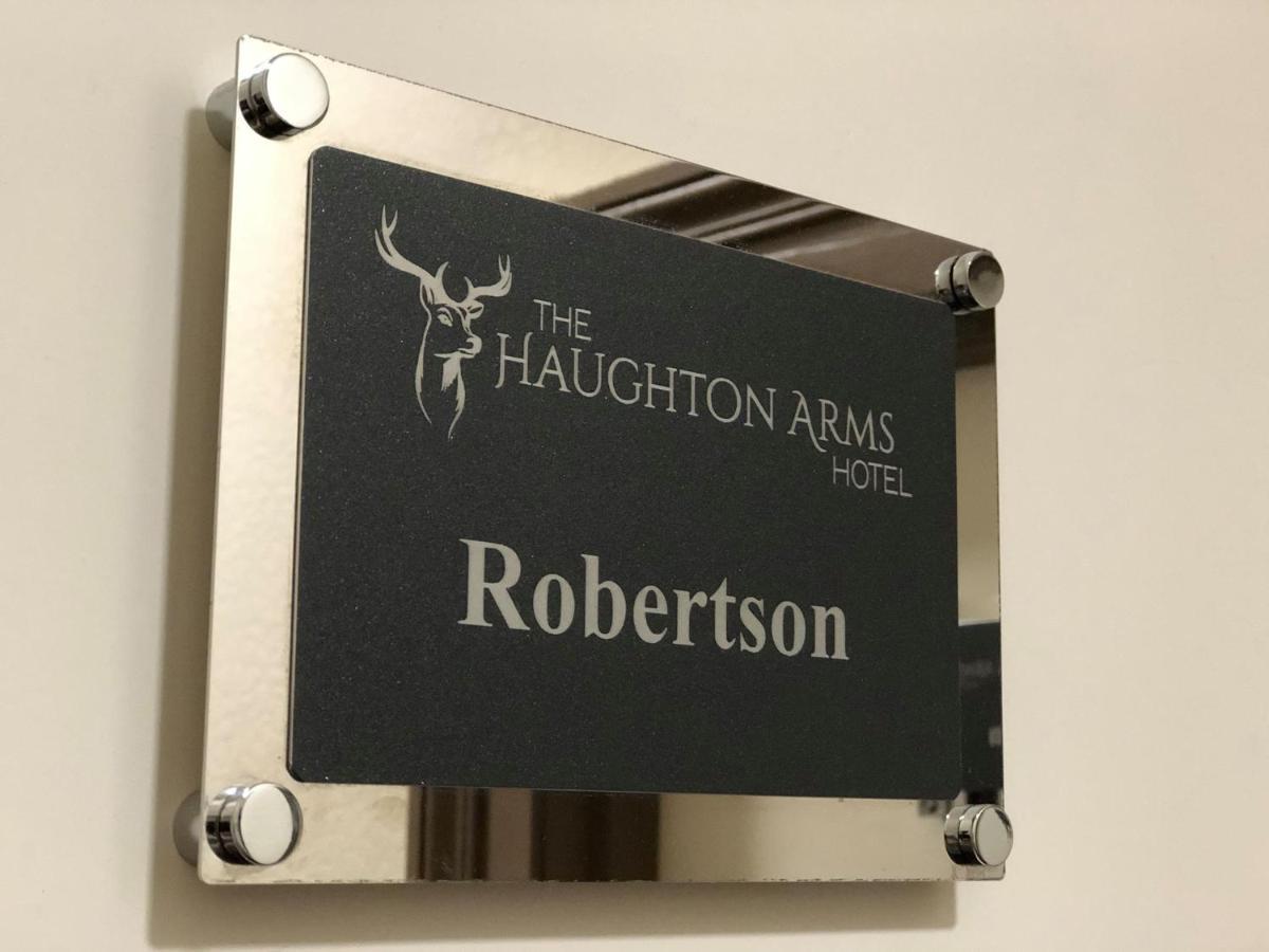 Haughton Arms Hotel Alford  Exterior foto